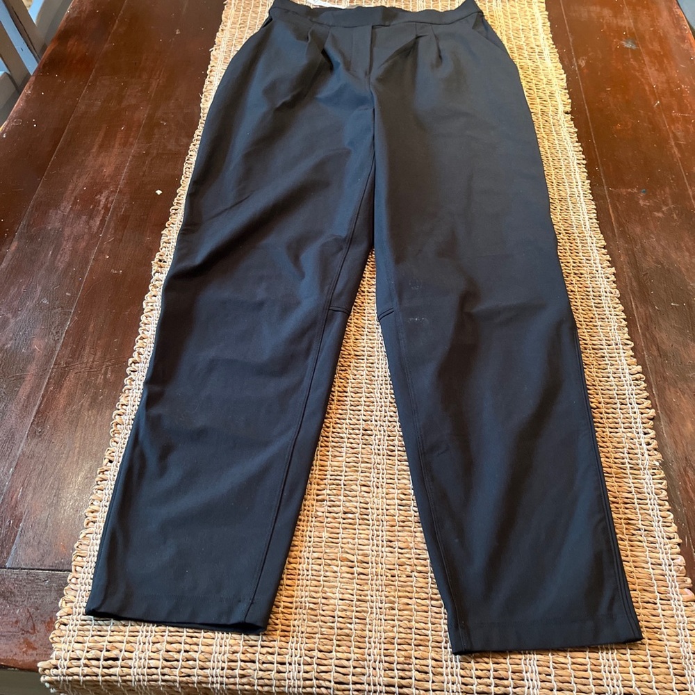 Lululemon pants size 6 golf